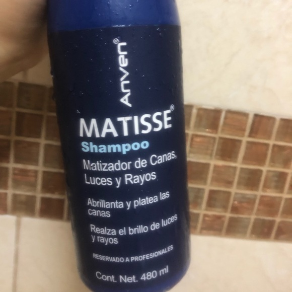 Matte Shampoo - Picture 3 of 5